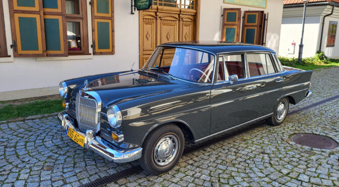 Mercedes 200D W110 1966 – 169500 PLN – Nowy Sącz