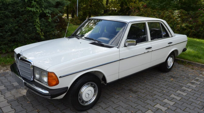Mercedes 200D W123 1980 – 99900 PLN – Częstochowa