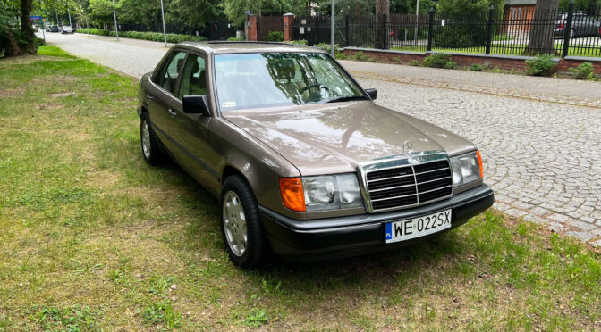 Mercedes 260E W124 1989 – 66000 PLN – Piaseczno