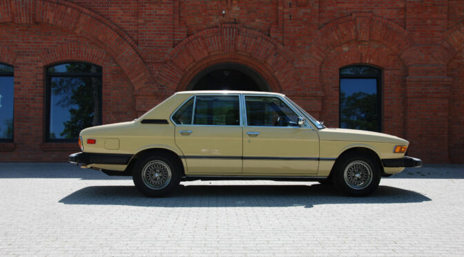 BMW 528i E12 1979 – 64000 PLN – Warszawa