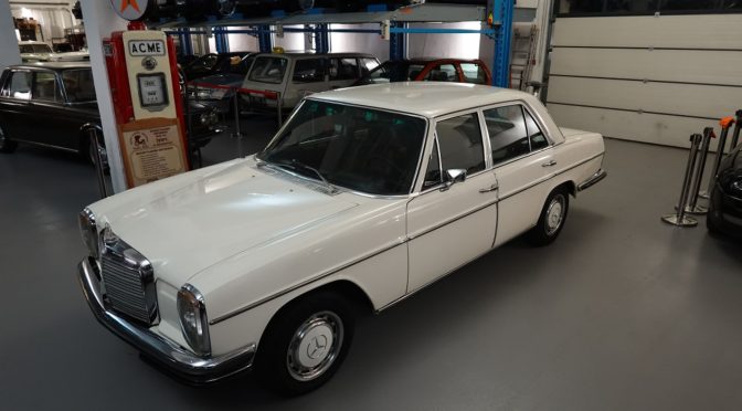 Mercedes W114 1970 – 25900 PLN – Zgierz