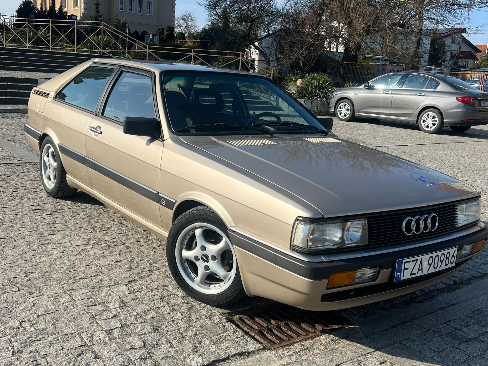 Audi Coupe GT B2