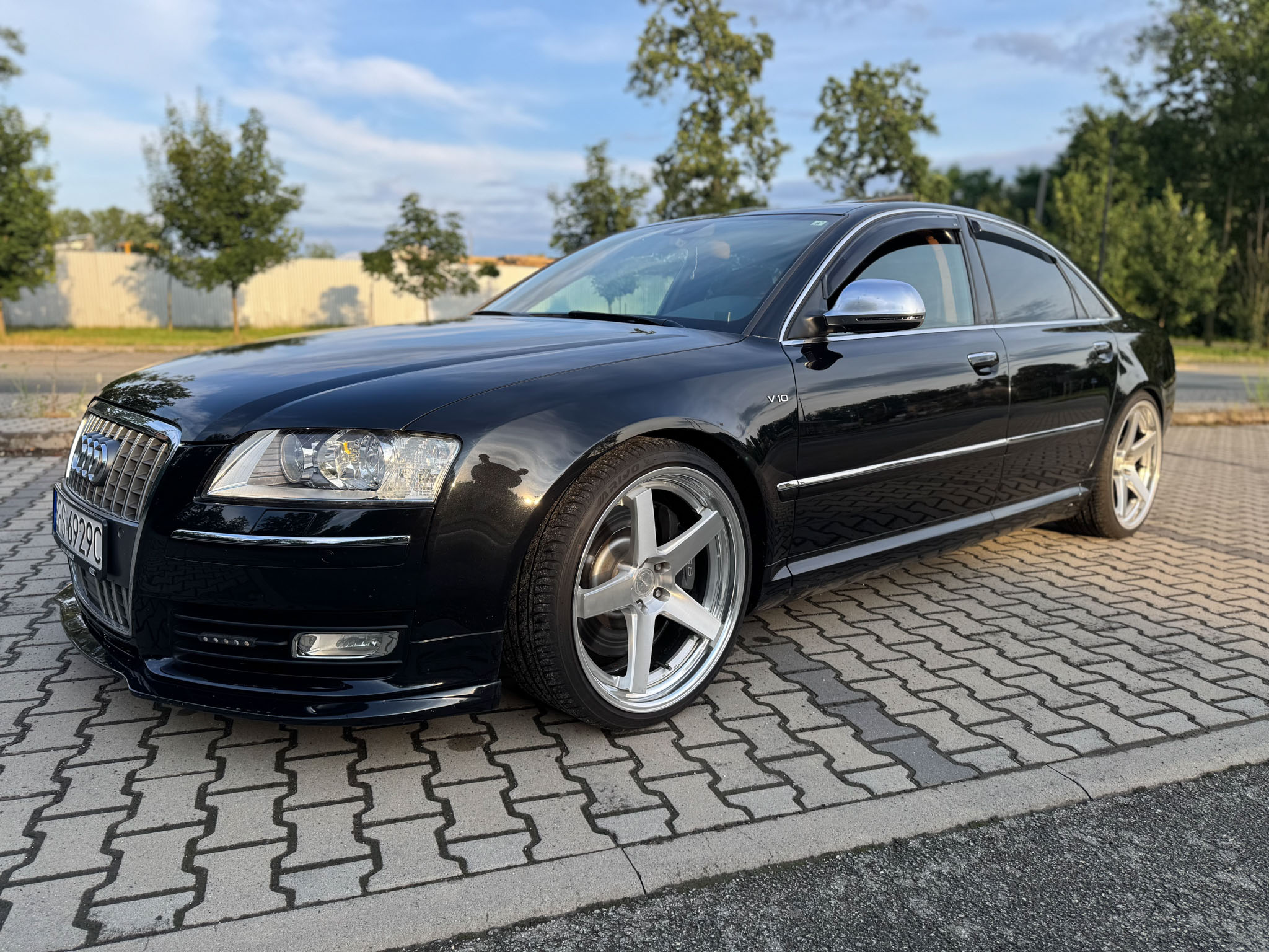 Audi S8 D3
