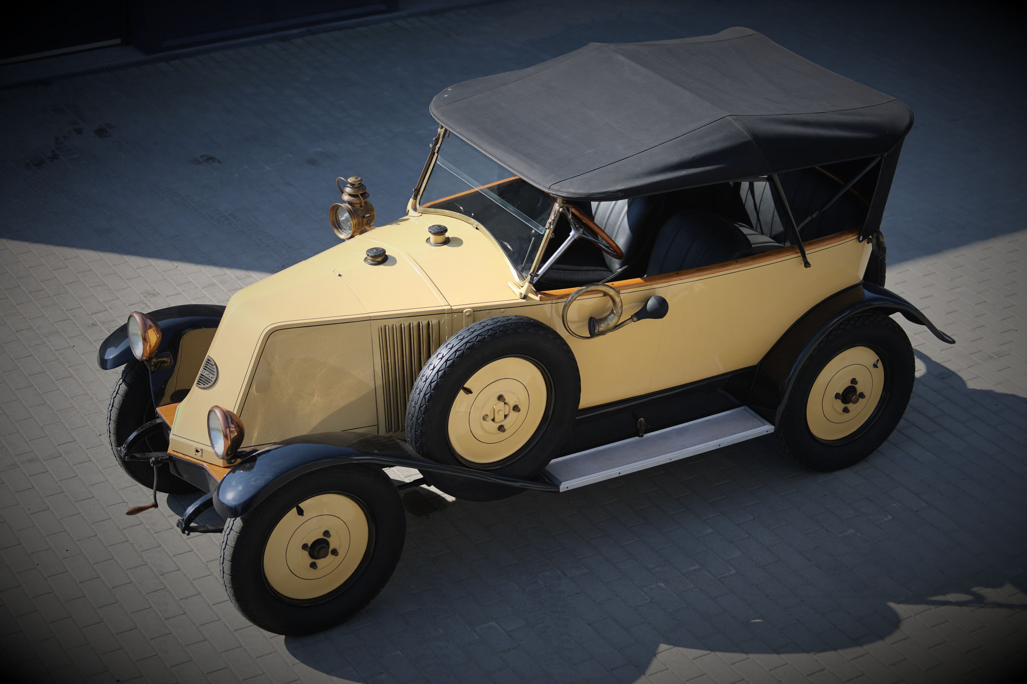 Renault KJ1